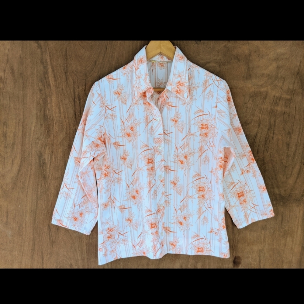 3/$25 Vtg Koloetron Hawaiian Japanese 70s 3/4 sleeve button down collared shirt